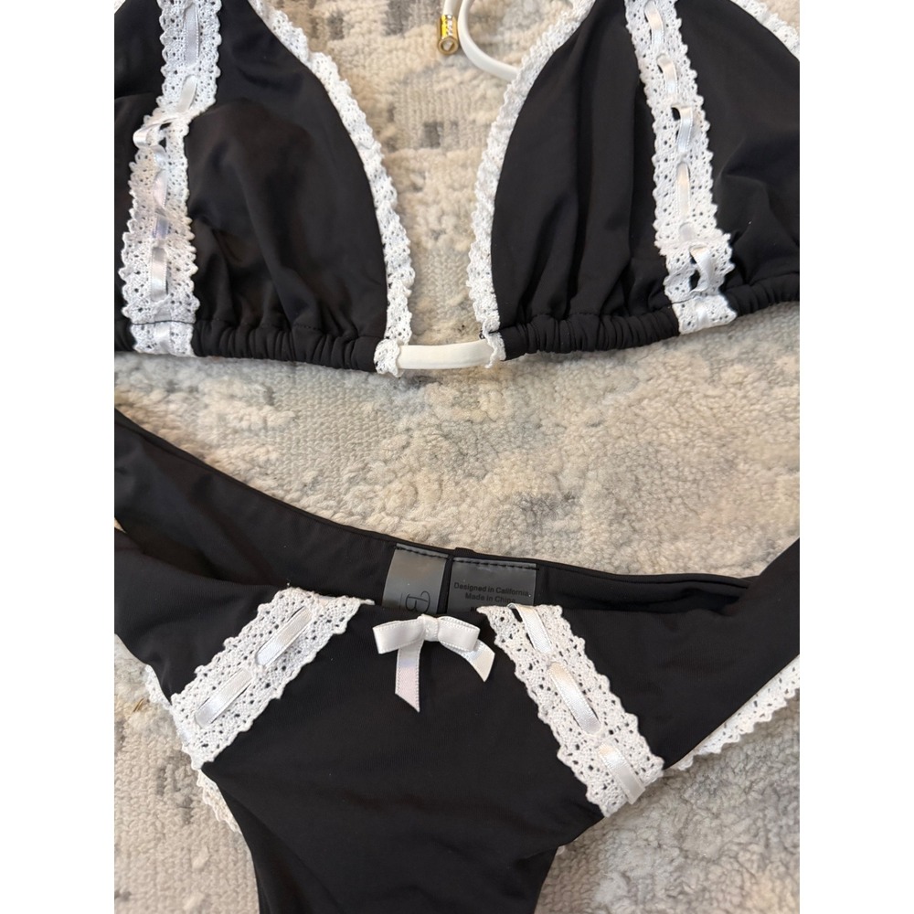 Beach Bunny Swimwear Black White Lace Ribbon Bikini Set Top XL Bottom XS rare - Picture 2 of 5